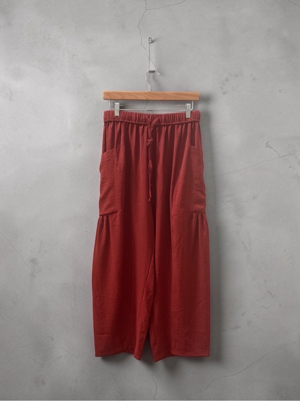 NWT Women’s Wide-Leg Drawstring Summer Pants in Brick! Size M/L - Picture 8 of 13